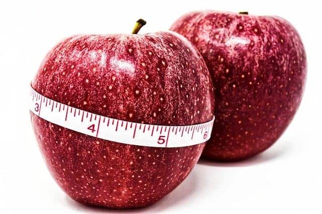 Apfel um einen Zentimeter gebunden, Gewichtskontrolle