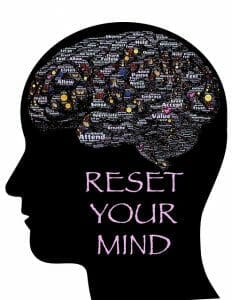 Illustration des Kopfes, Umriss des Gehirns und die Inschrift: reset your mind